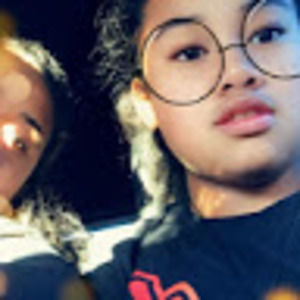 Meet your Posher, Felicity